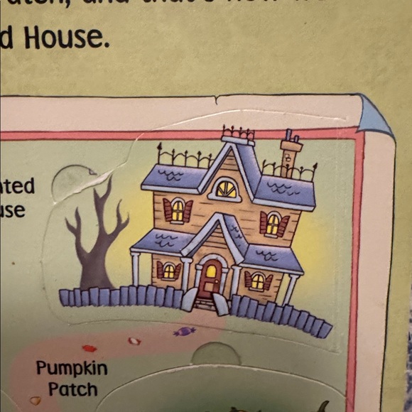 🏖️2/$5🏖️Dora's Halloween Adventure Book, board book, 2003 - Picture 3 of 7